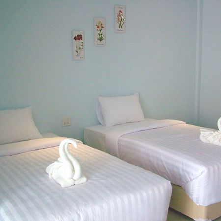 Lake Scene Resort Ratchaburi Exterior photo